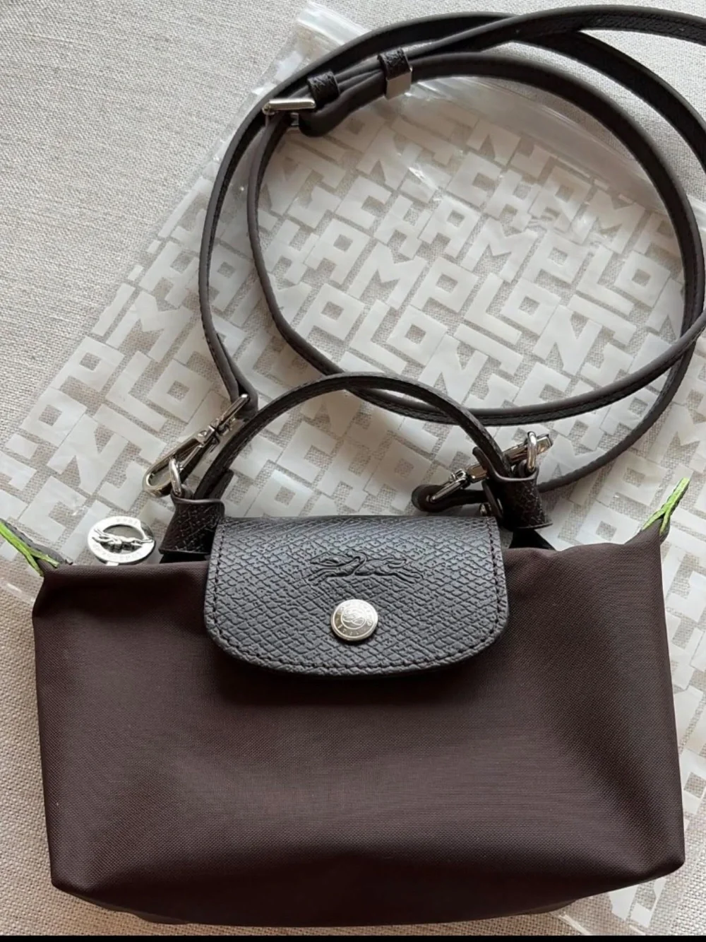 Mini Longchamp - Picture 3 of 3